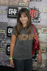 Photos de Mackenzie Rosman - G Phoria Award Shows 07.27.2005 - 12